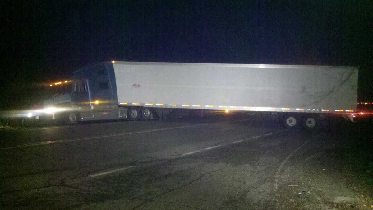 Yolo Co. road blocked by jackknifed big rig reopens