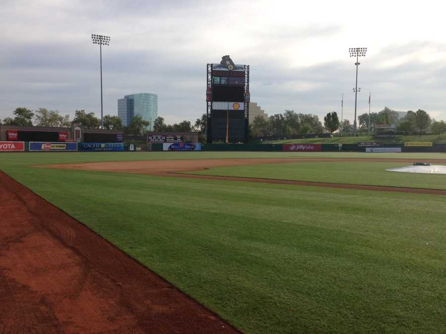 Orange Friday – Sacramento River Cats