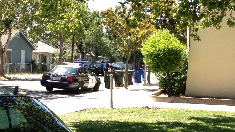 Police detain teen in Del Paso Heights standoff