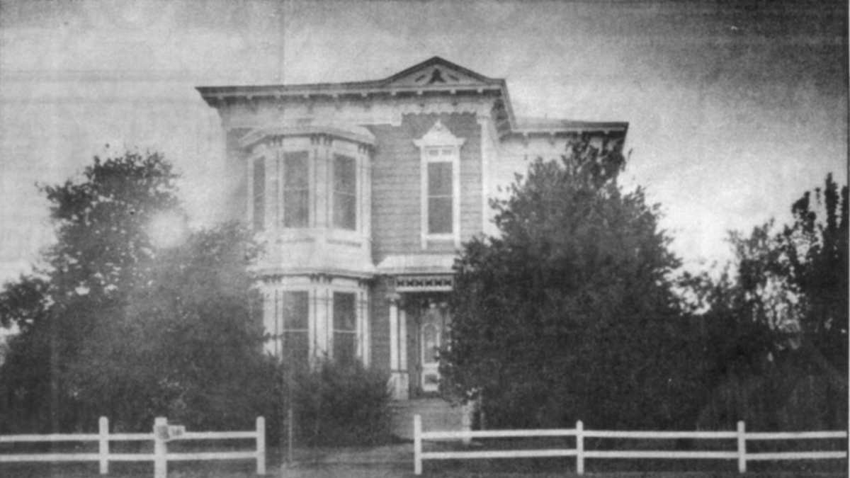 Photos Folsom then and now