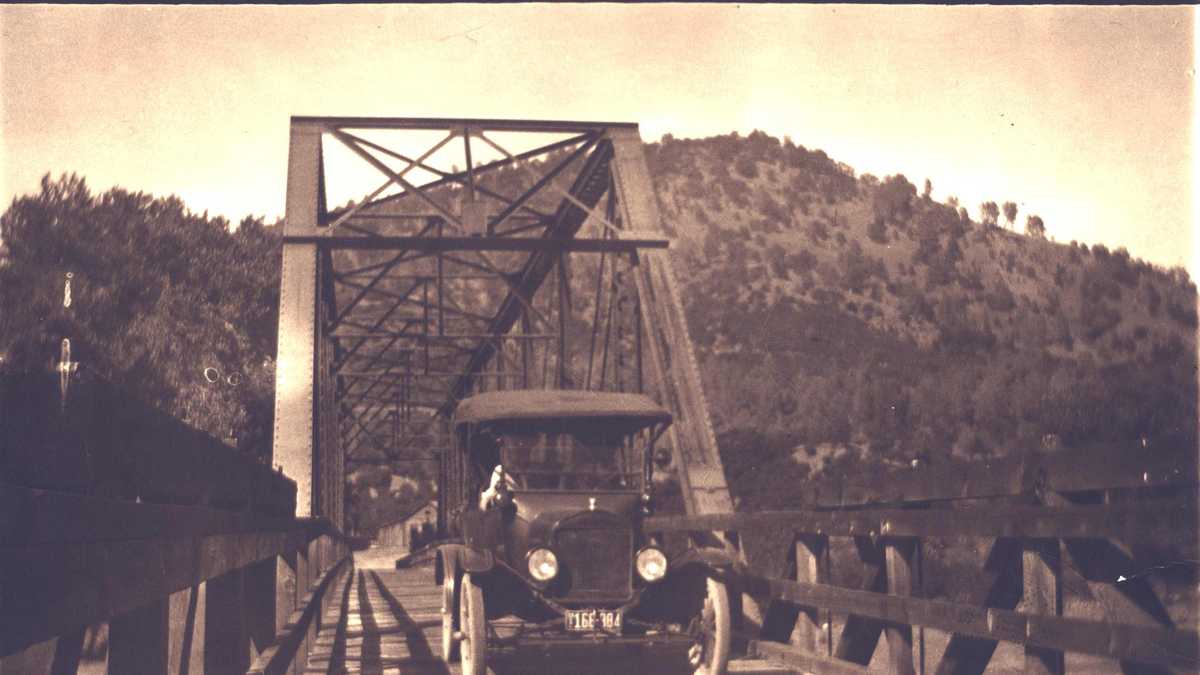 Photos Folsom then and now