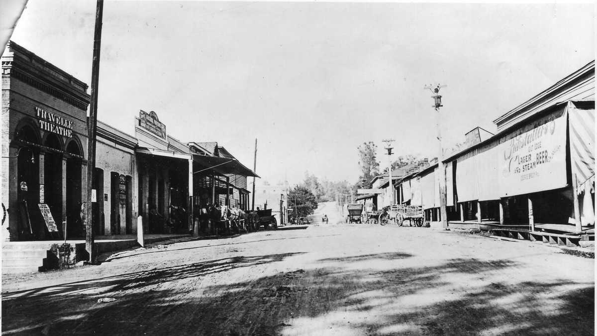 Photos Folsom then and now