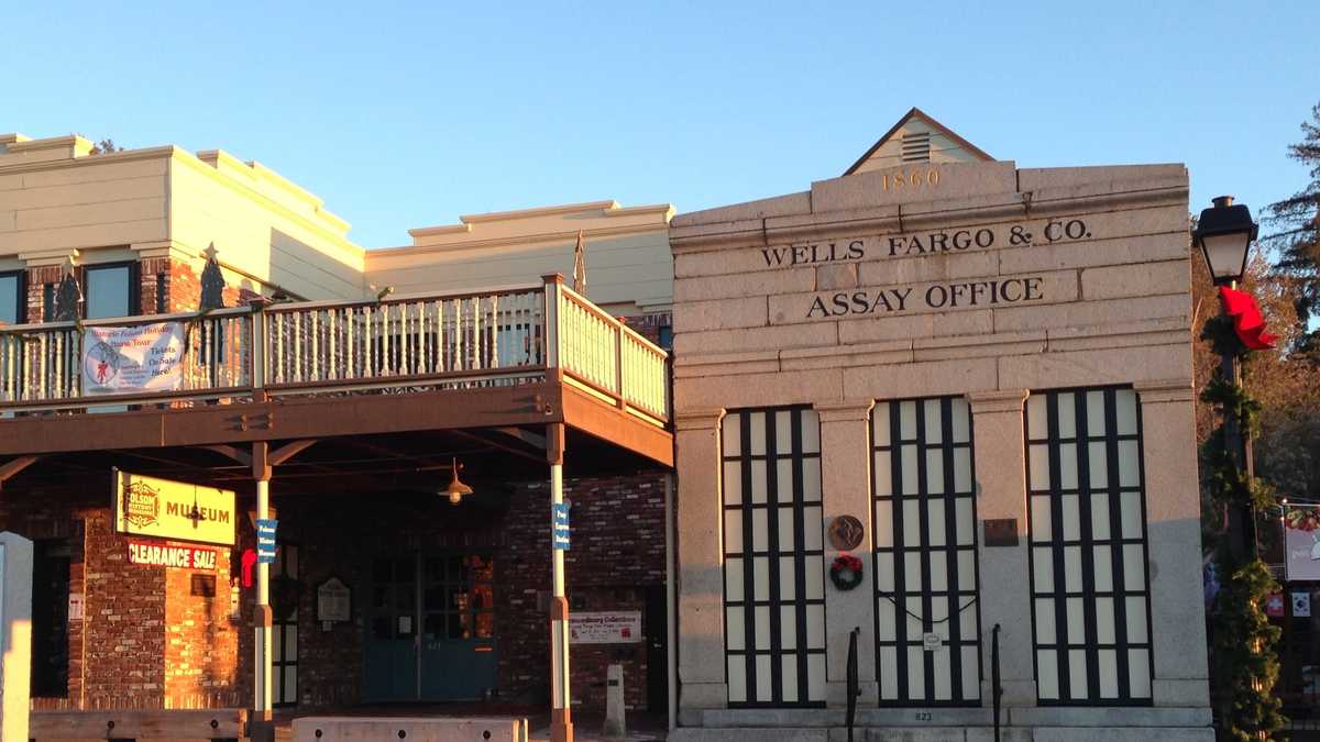 Photos Folsom then and now