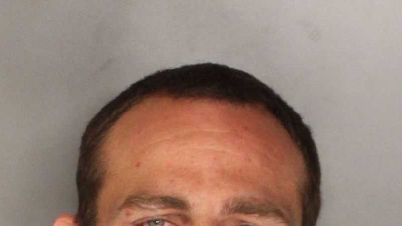 Driver hits vehicles, arrested after Sacramento chase