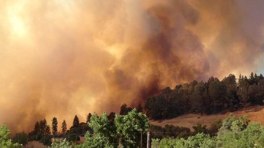 Borjon Winery tweeted photos of the fire burning in Amador and El Dorado counties. (July 25, 2014)