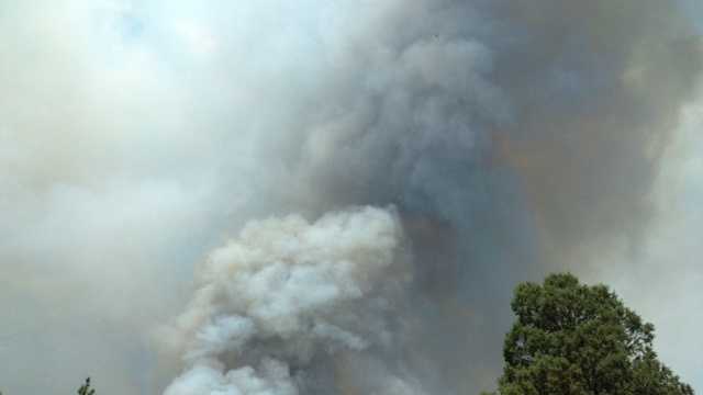 Fire burning north of the town of Weed (July 2, 2014)