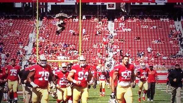 Photos from Highlights of San Francisco 49ers first home win