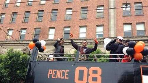 Giants leader Hunter Pence was a crowd favorite as he rode through on a double-decker bus. (Oct. 31, 2014)