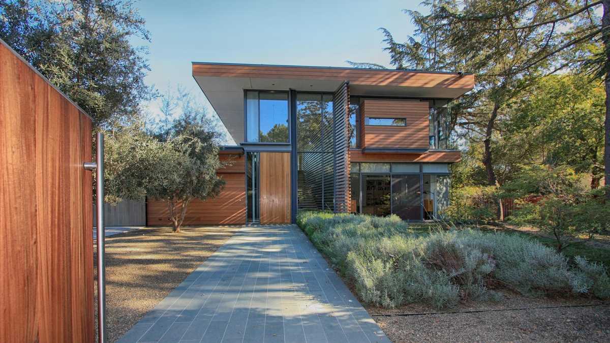 Mansion Monday: Go inside home designed by Bill Gates' architect