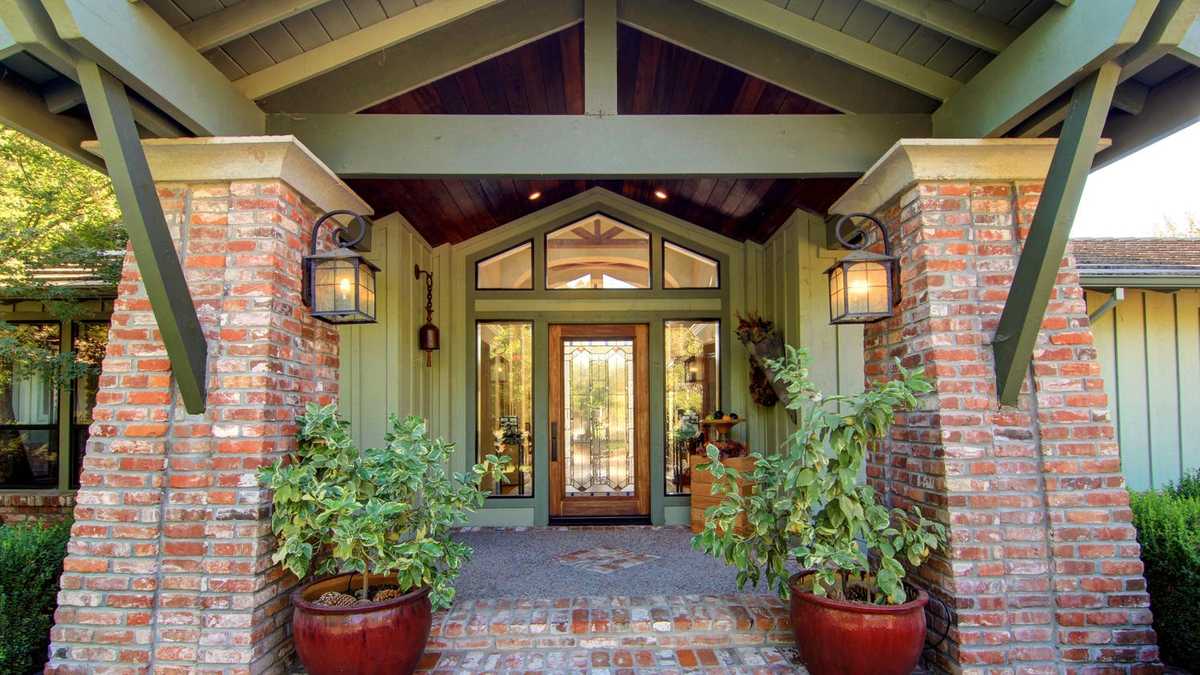 Mansion Monday Historic home overlooks Ancil Hoffman Park