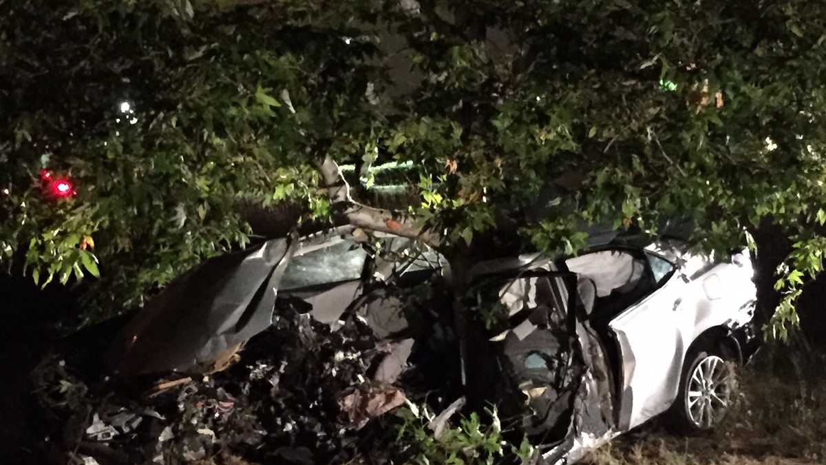 Woman killed when car splits in half in Natomas crash