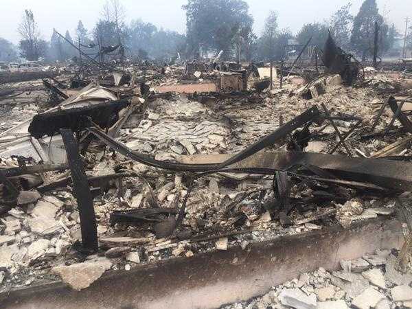 Photos show path of destruction left by Valley Fire