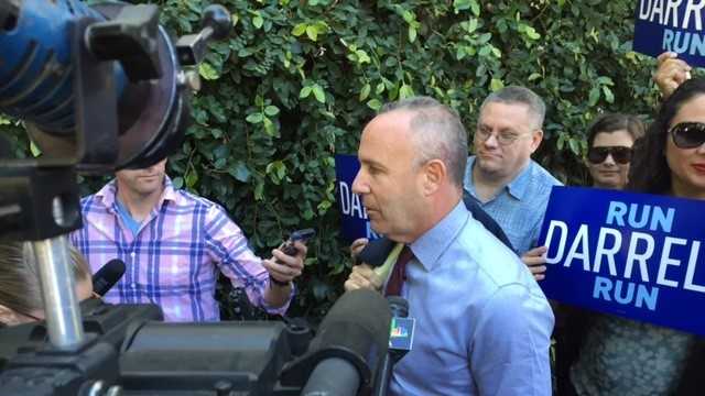 Darrell Steinberg speaks with reporters in Sacramento on Oct. 22, 2015.