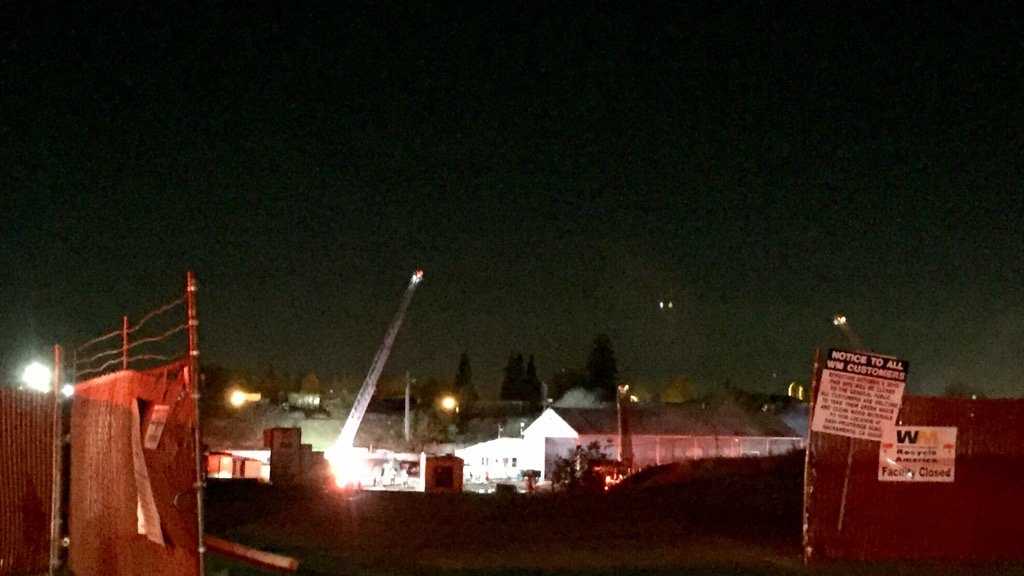 Fire extinguished at Sacramento recycling plant