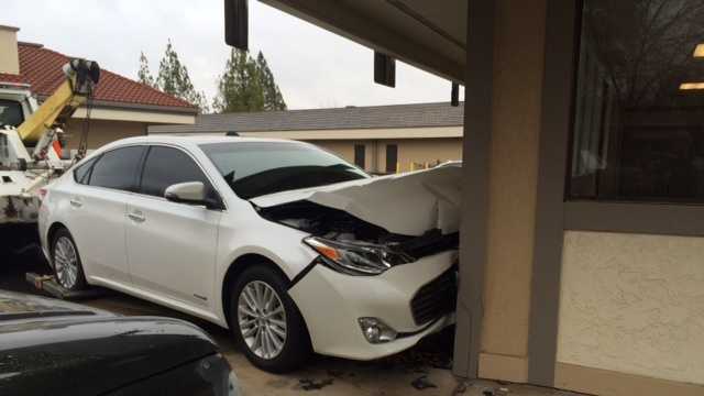 The driver lost control of his car and crashed into the wall of a Citrus Heights post office on Tuesday, Jan. 5, 2016.
