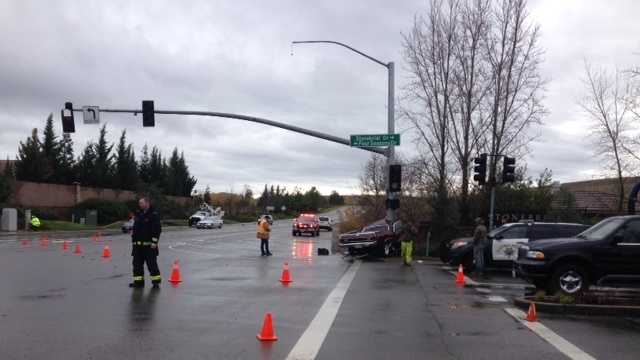CHP investigates deadly crash in El Dorado Hills