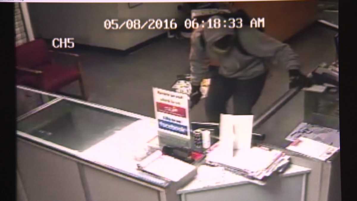 PHOTOS Elk Grove gun shops targeted by thieves
