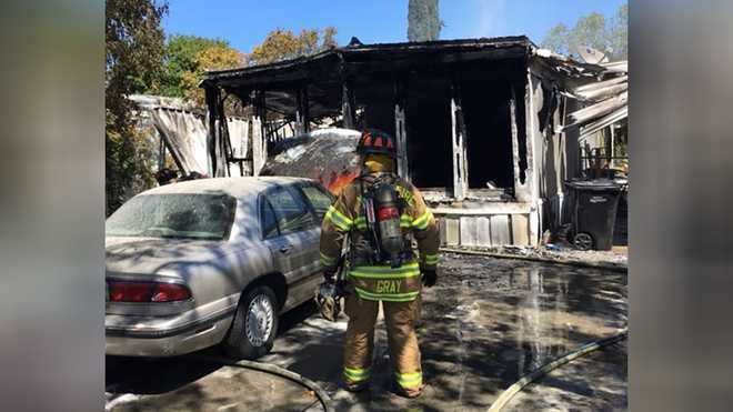 2 dogs killed in south Sacramento mobile home fire