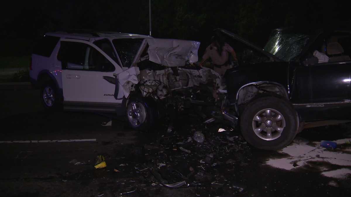 1 killed, 3 hurt in headon crash in Sacramento