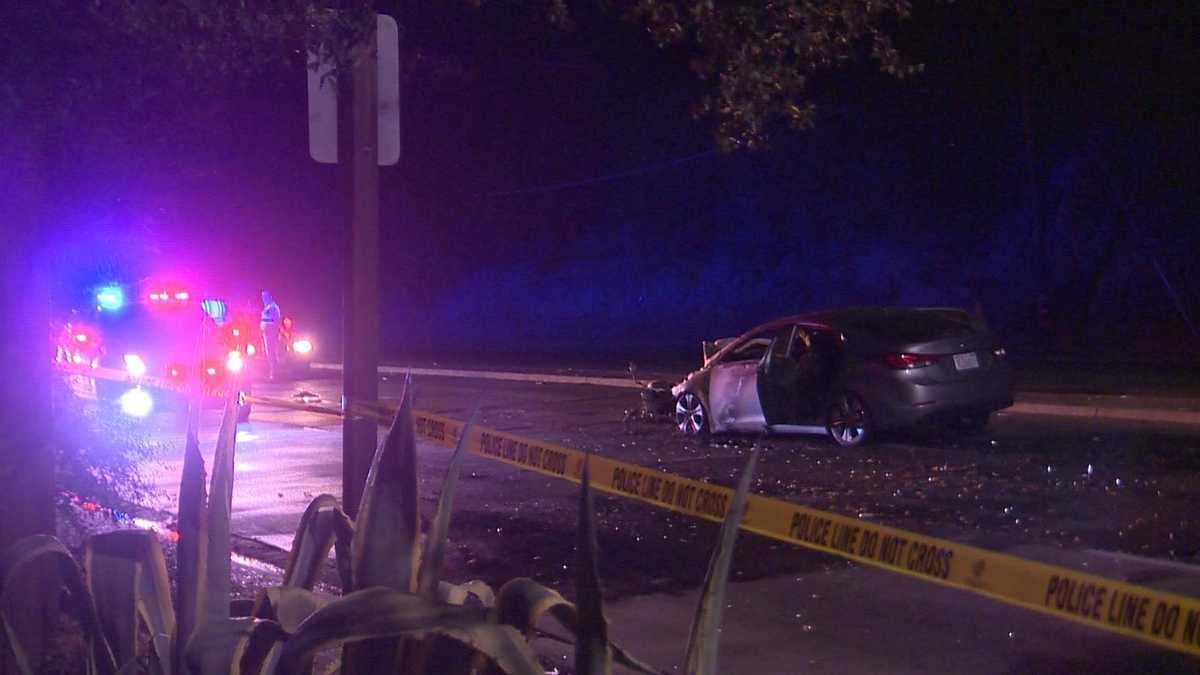2 killed in fiery wrongway crash in Fair Oaks