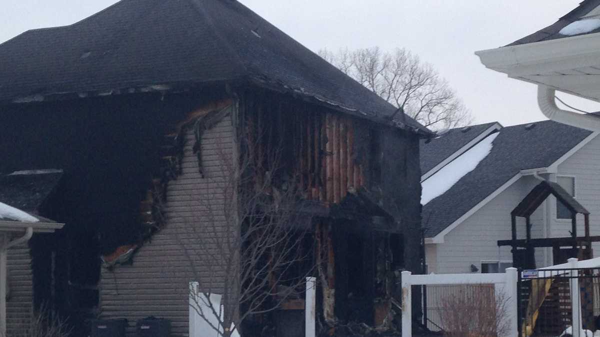 One dead in Council Bluffs house fire
