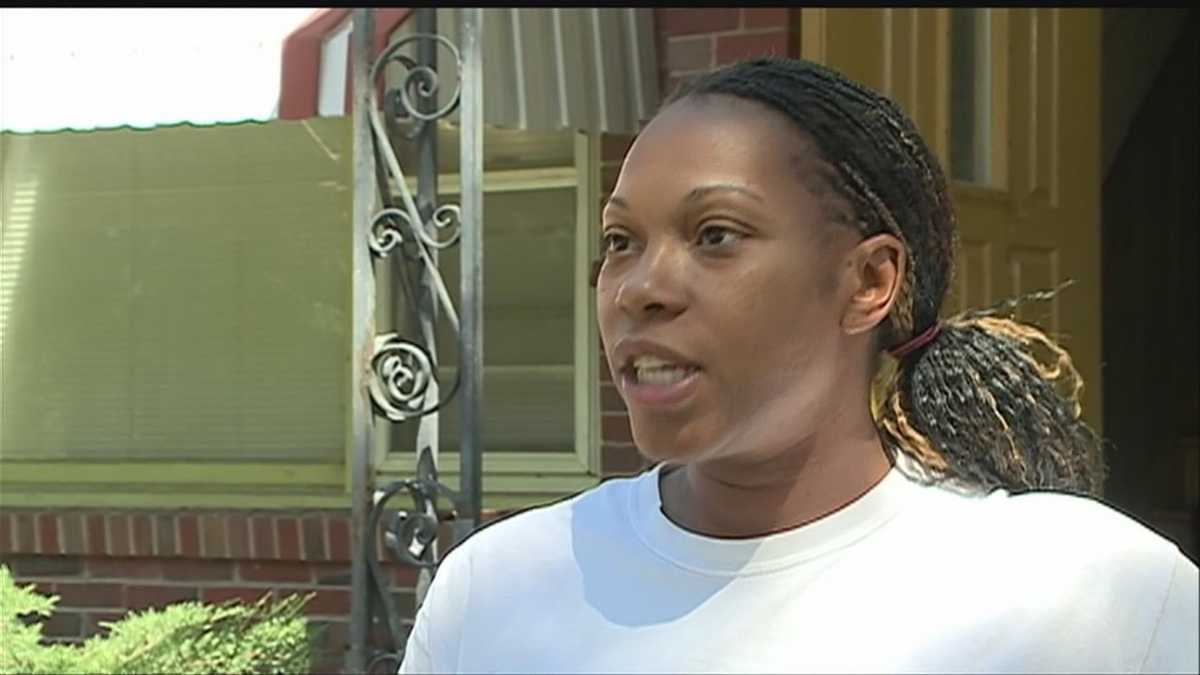 Woman Escapes Fire Goes Back To Save Neighbors