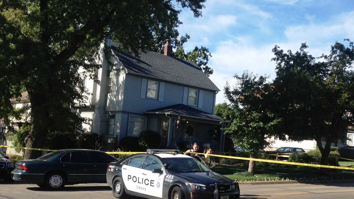 2 bodies found at Omaha home