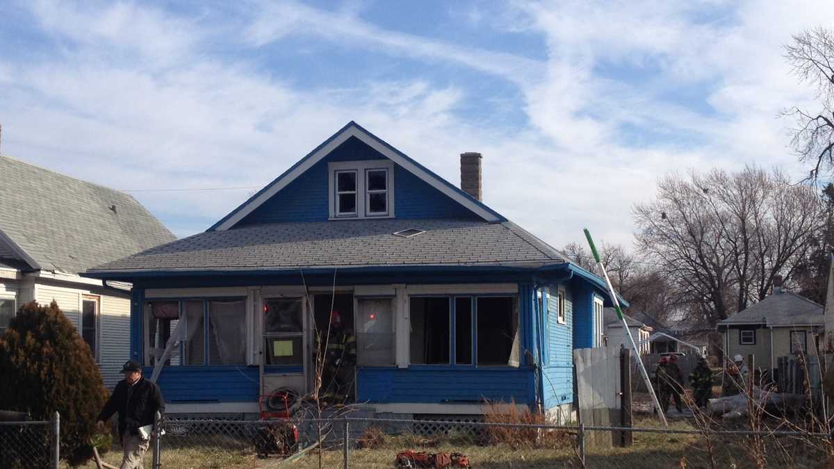Abandoned home catches fire Friday morning
