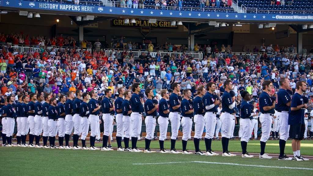 Photos: CWS Finals Game 1