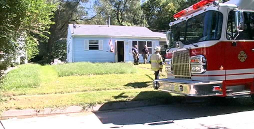 Family Escapes House Fire, Loses Three Pets