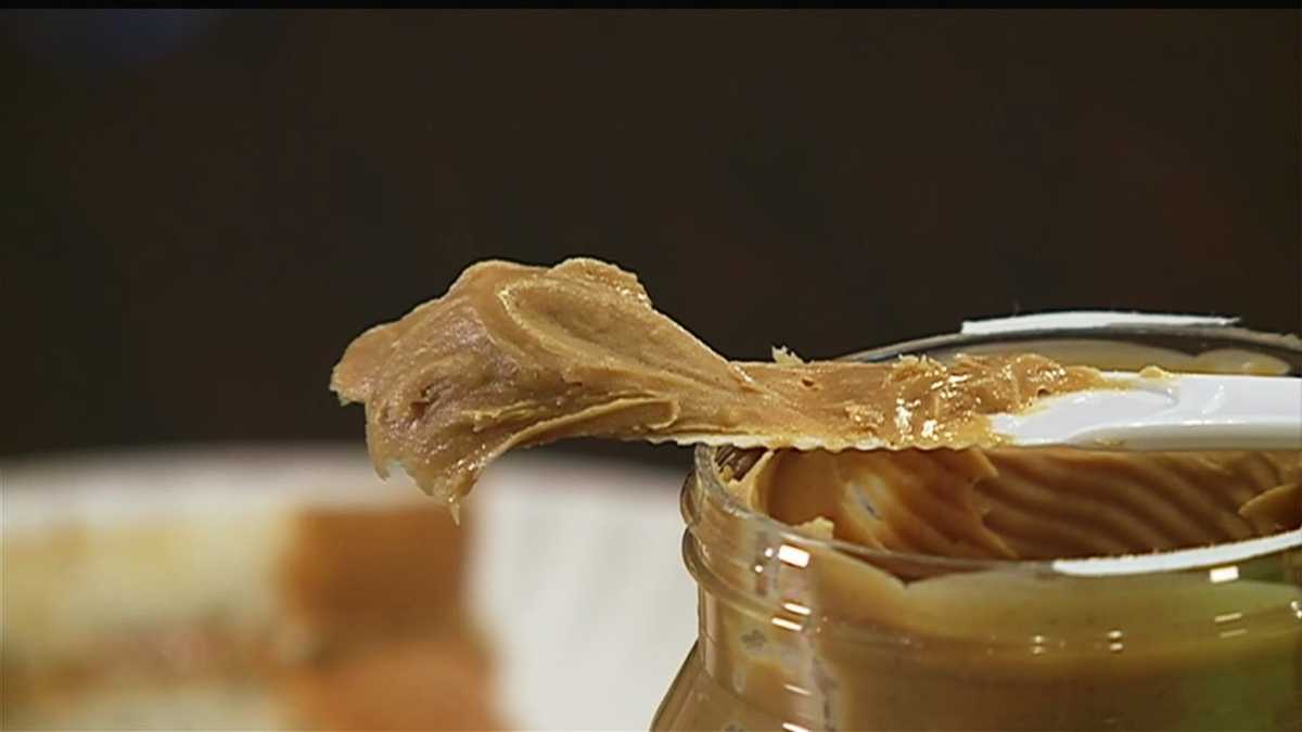 Parents protest peanut butter ban