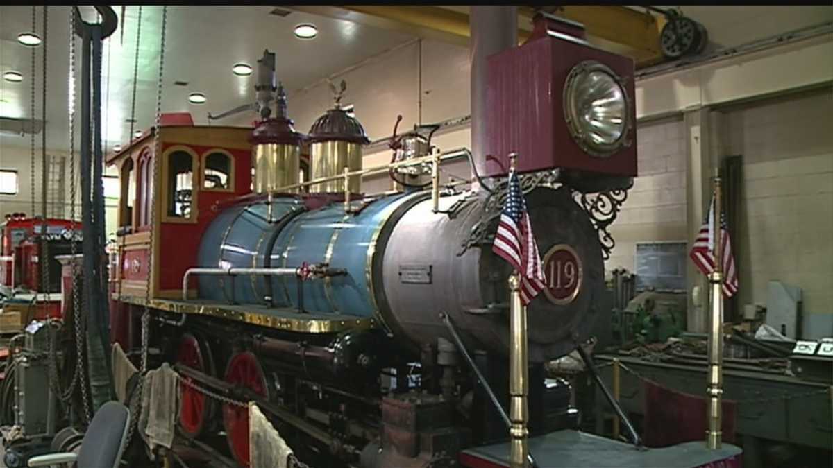Daily efforts keep the Omaha zoo train on track