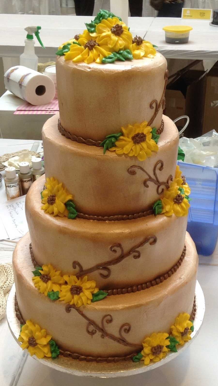 Photos HyVee cake decorators compete in Omaha