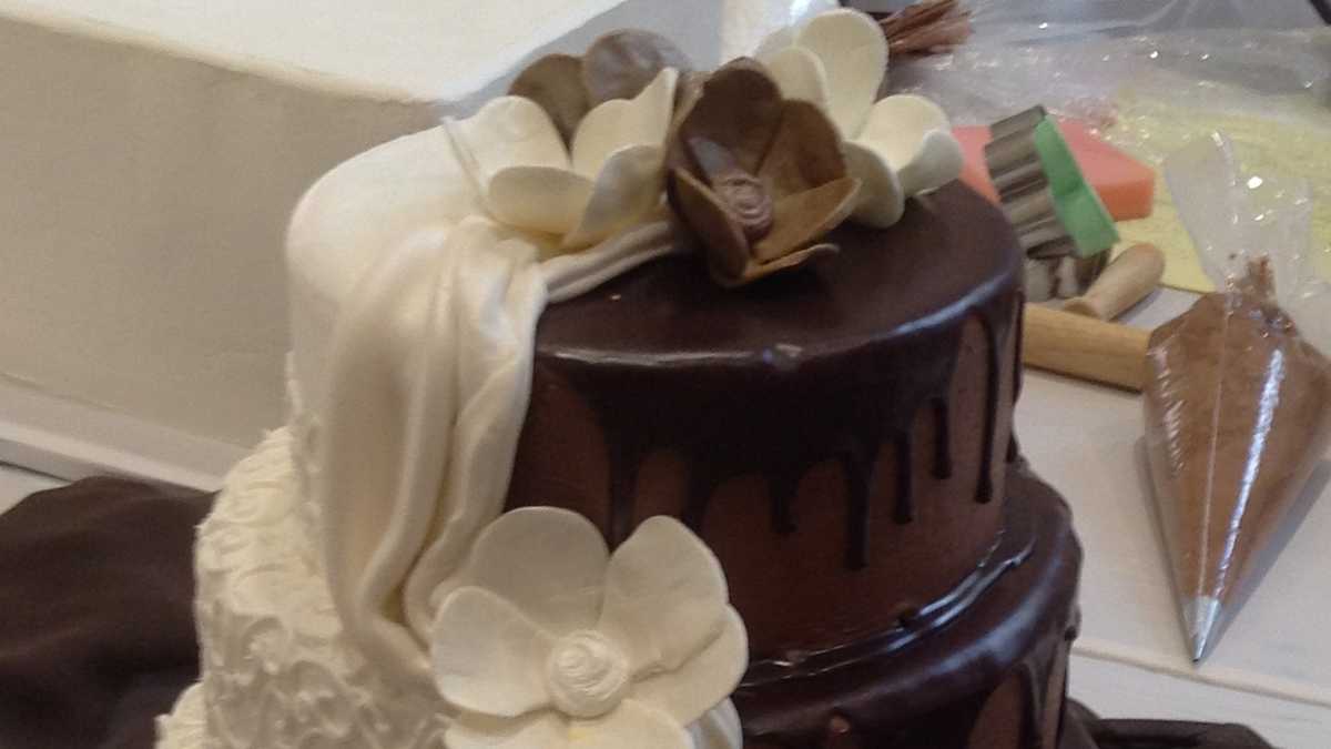 Photos HyVee cake decorators compete in Omaha