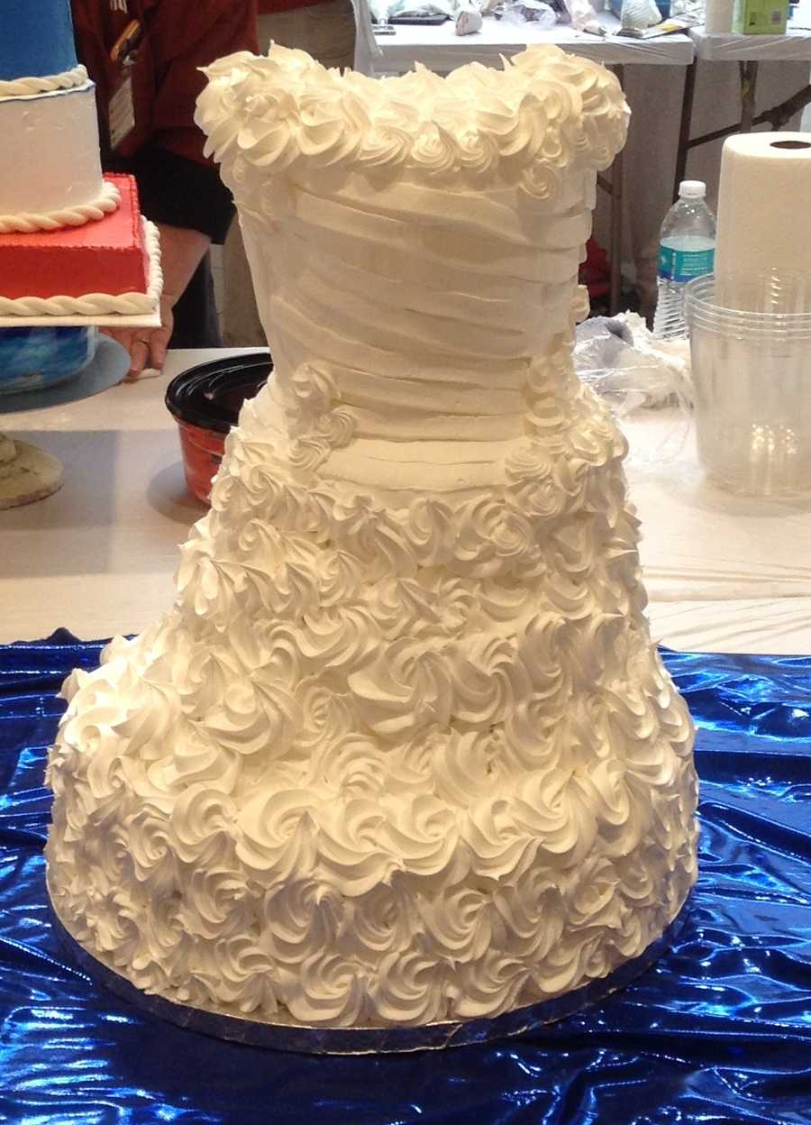 Photos HyVee cake decorators compete in Omaha