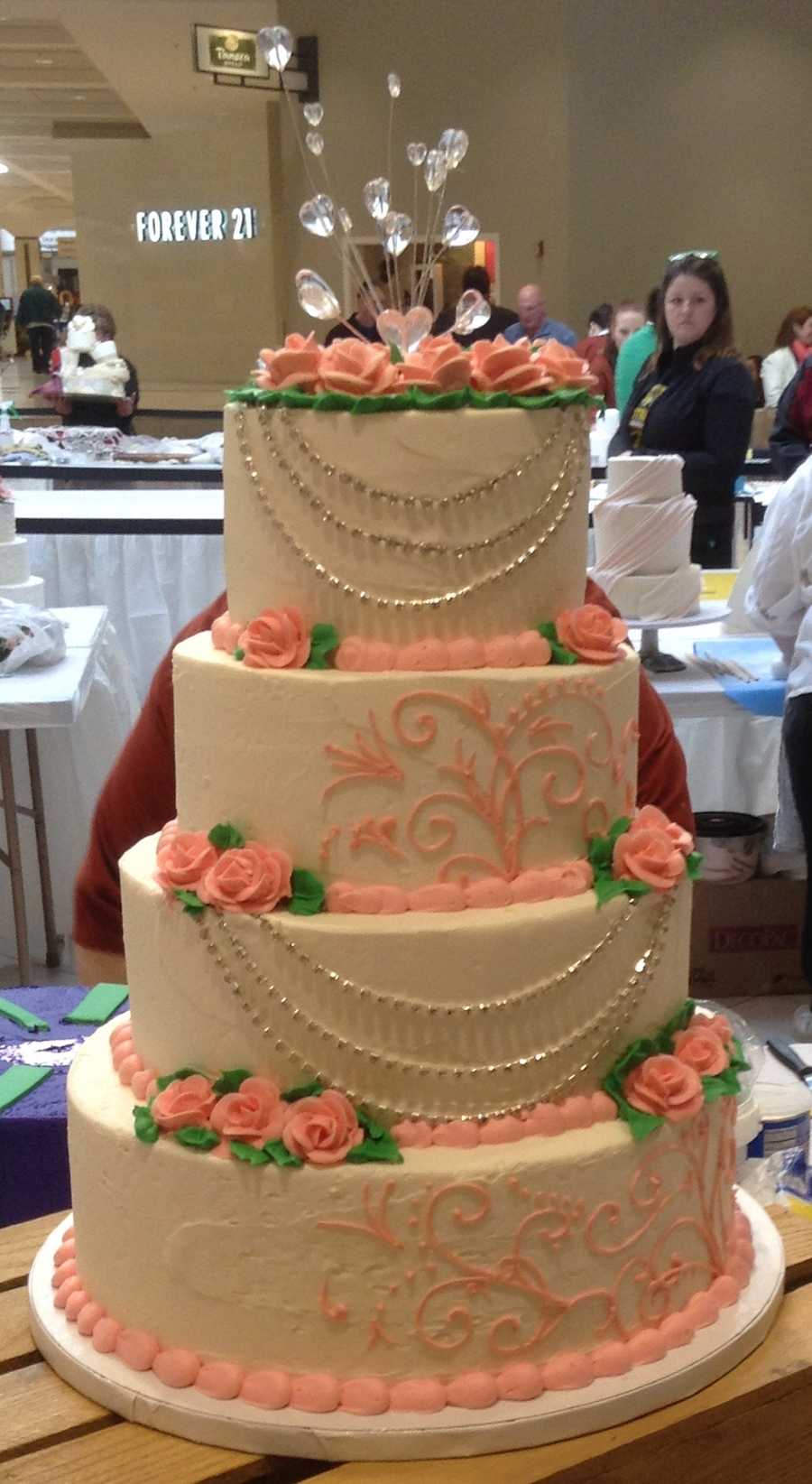 Photos HyVee cake decorators compete in Omaha