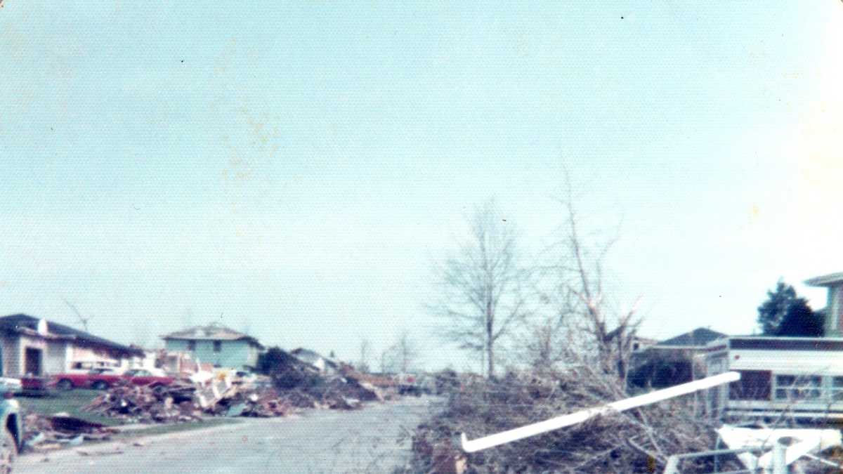 Photos of 1975 tornado damage by Dan Kaiser