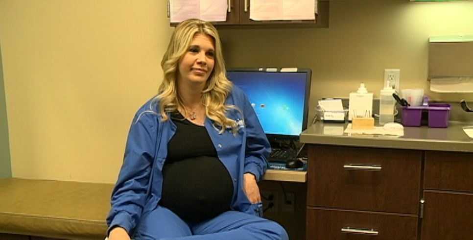 cwhat to expect in twin pregnancy doctor visits