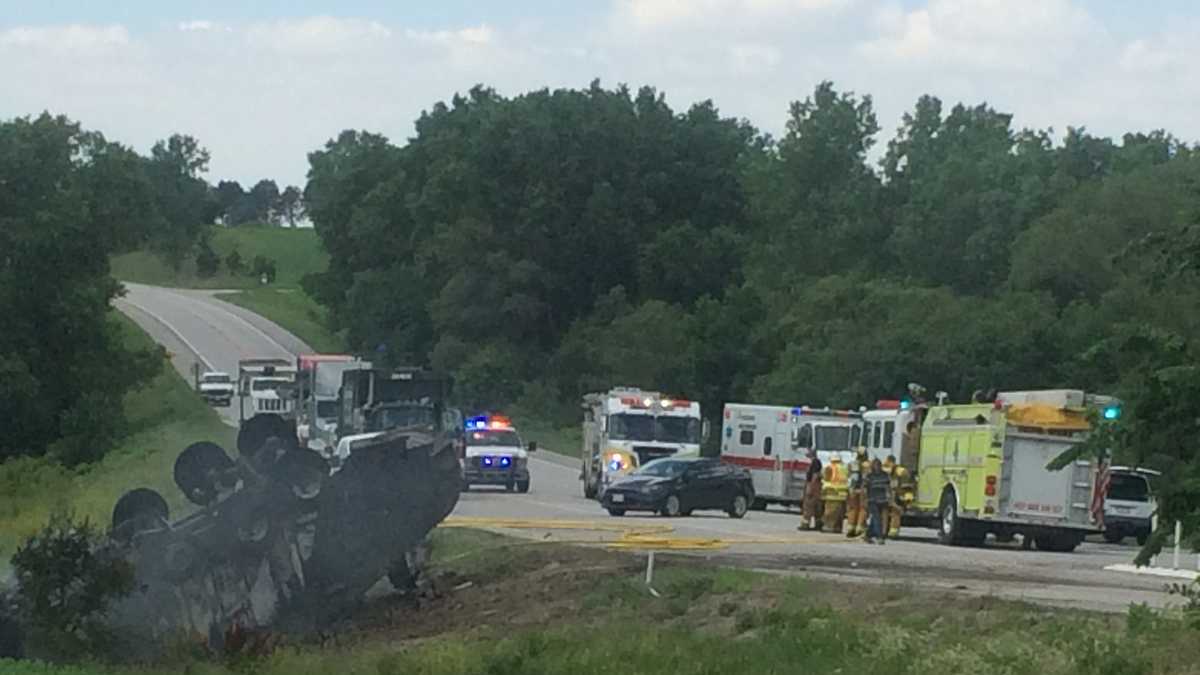 Garbage truck, cars crash in Bennington area