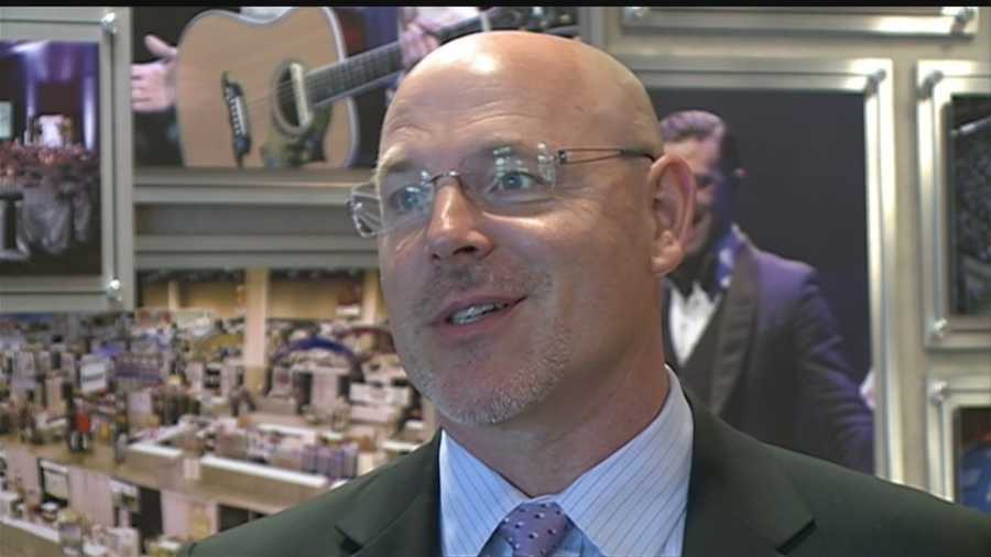 Convention and Vistors Bureau director meets MECA board