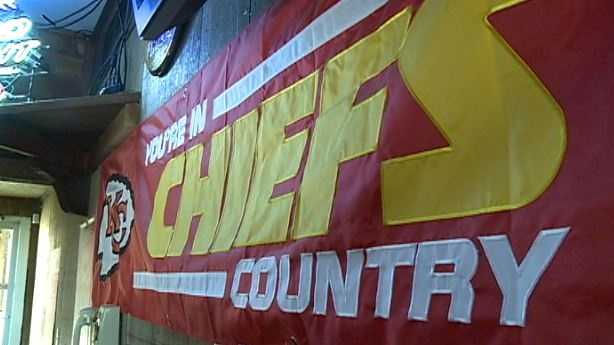 Hy-Vee Customers Get Chiefs Kingdom Rewarded