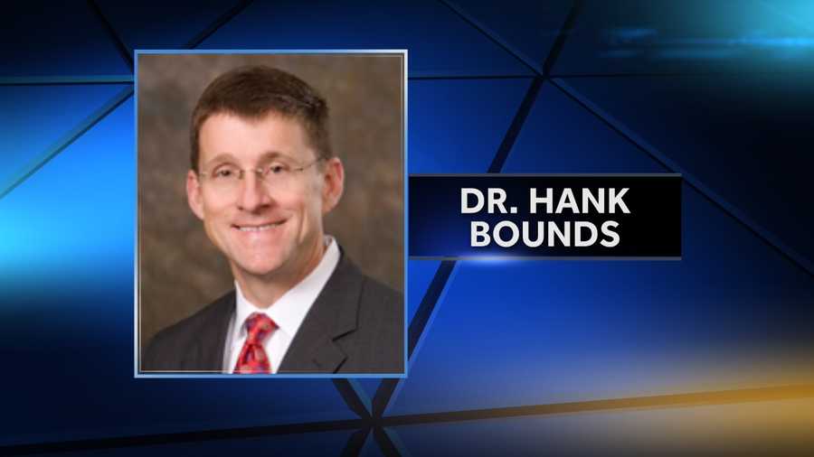 Hank Bounds announces his resignation as NU president