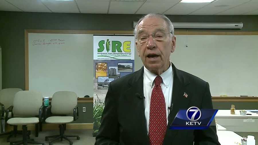 Iowa senator Chuck Grassley met with constitutents Thursday morning to get feedback from the local community, as well as voice his opinions on some hot button topics.