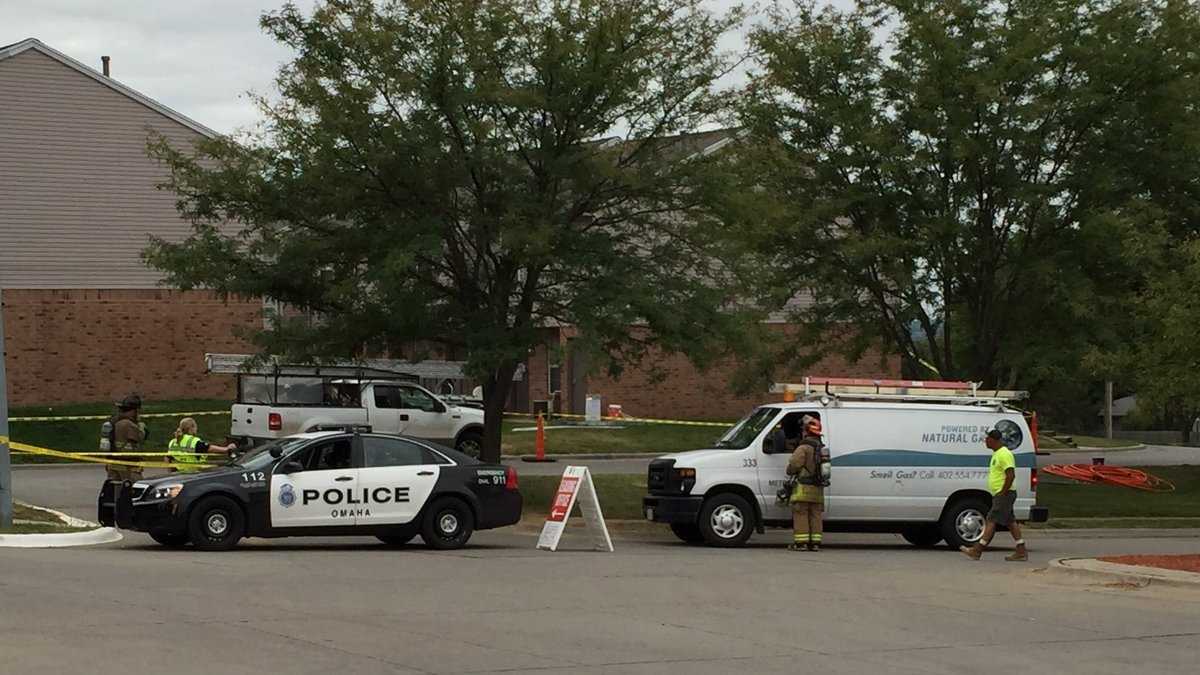 Northwest Omaha apartments evacuated after gas leak