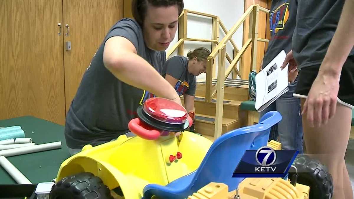 Unmc Works To Custom Make Cars For