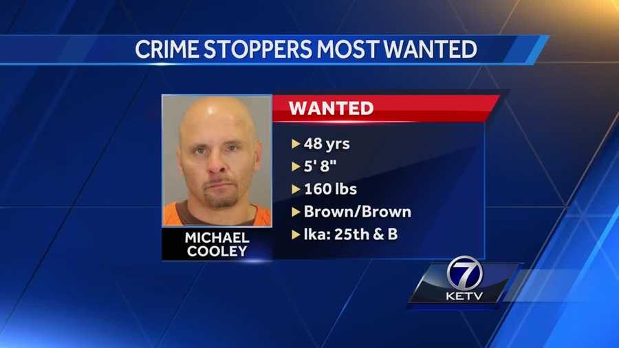 Omaha police are searching for a suspected drug dealer who is accused of dealing methamphetamine.