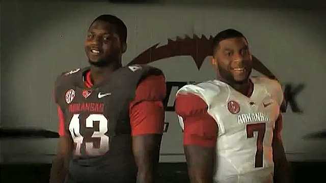 Arkansas Razorbacks unveil new uniforms