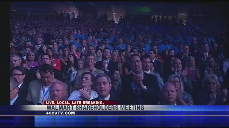 Thousands expected at WalMart shareholders meeting