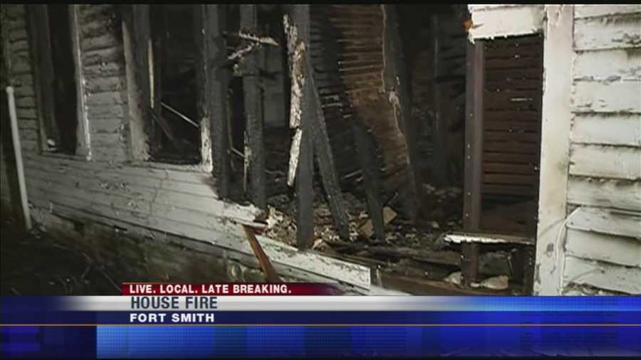 Fire damages Fort Smith home