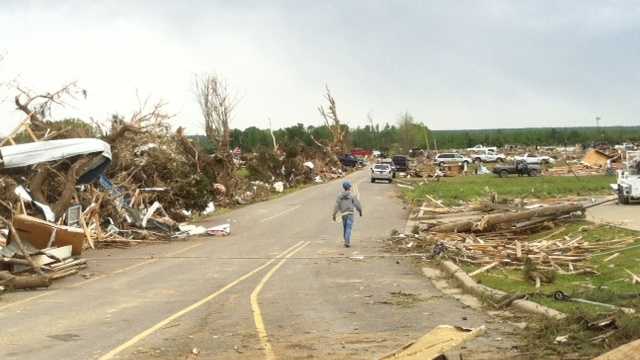 Family Survives Ef 4 Tornado In Safe Room